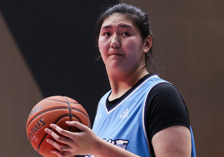 开云体育官方入口-最佳一战！张子宇9分钟6中6高效15+5 率山东女篮双杀湖北